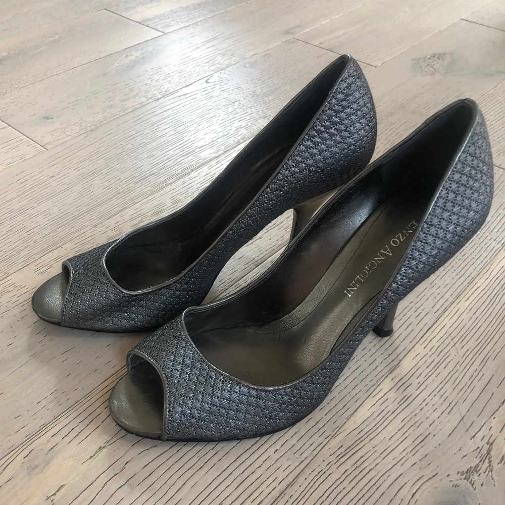 Y2K Enzo Angiolini Pewter Peeptoe Shoes